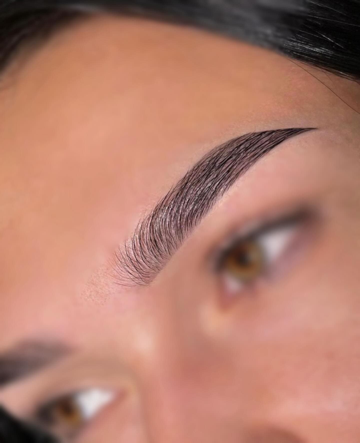 Brow Lamination + Shape